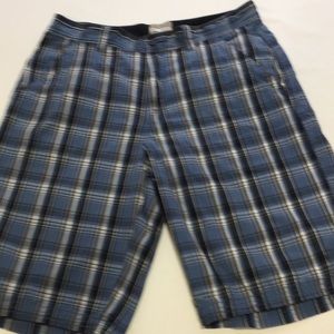 Men’s Public Opinion board shorts size 34